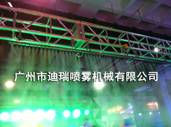 舞台喷雾降温效果.jpg